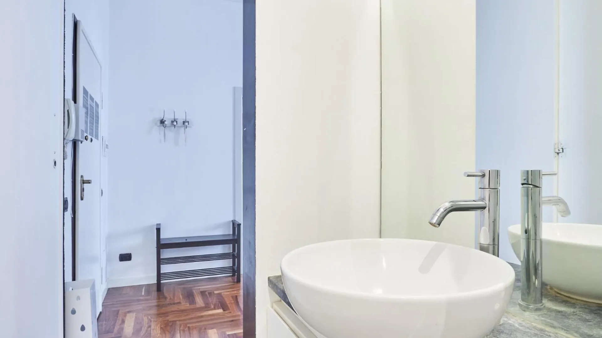 Easylife - Raffinato Appartamento In Duomo Milaan Appartement