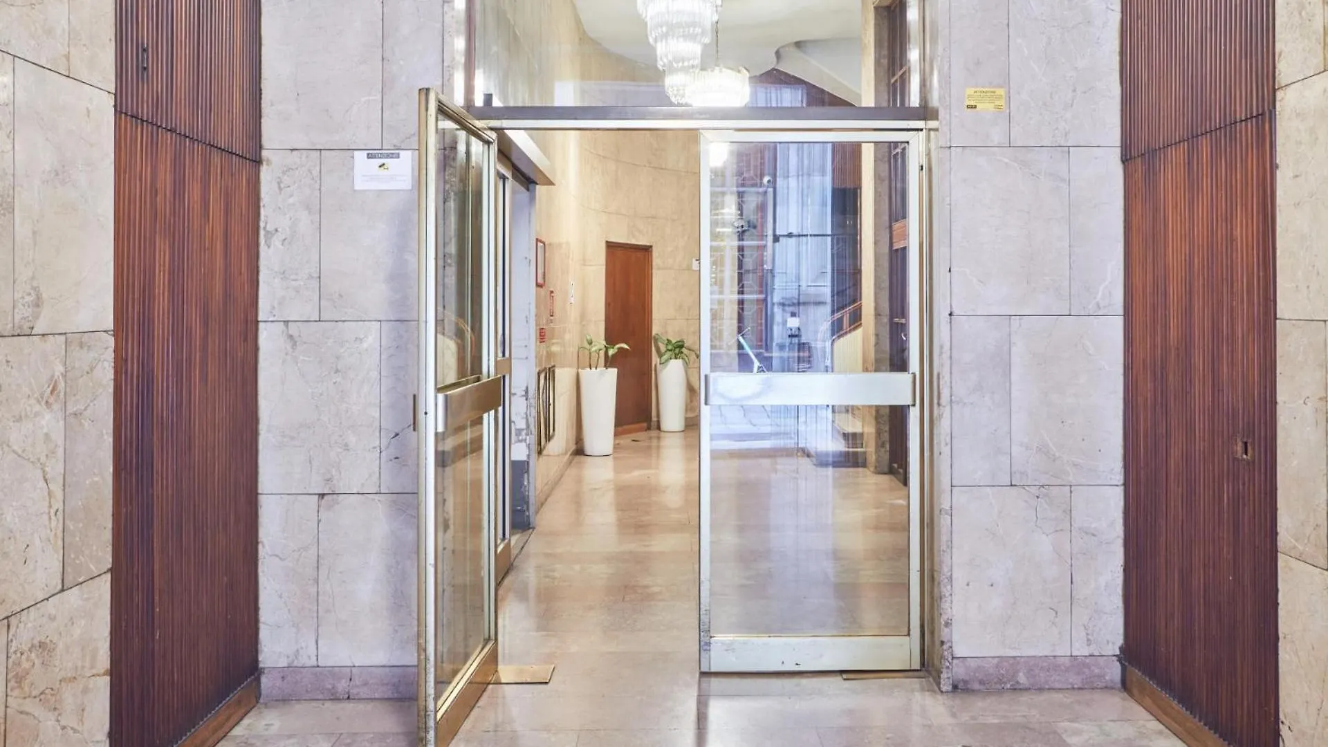 Appartement Easylife - Raffinato Appartamento In Duomo Milaan Italië