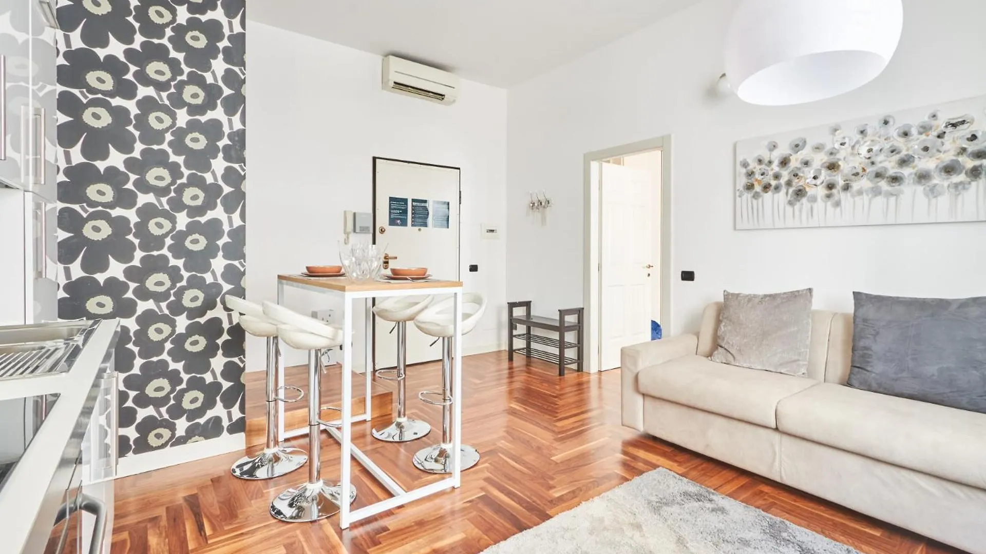 Easylife - Raffinato Appartamento In Duomo Milaan 0*,