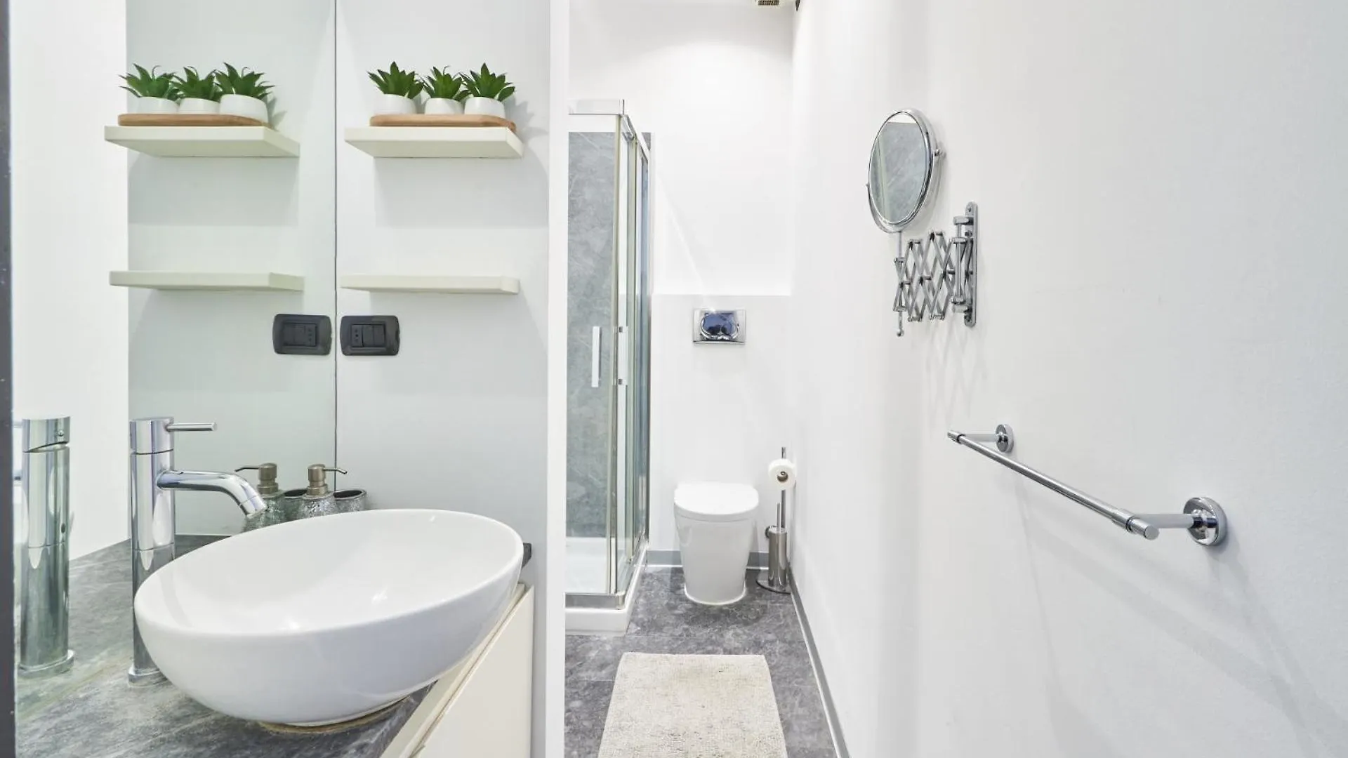 Easylife - Raffinato Appartamento In Duomo Milaan Appartement